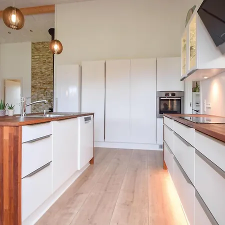 Сasa de vacaciones Four-bedroom In Ejstrupholm *