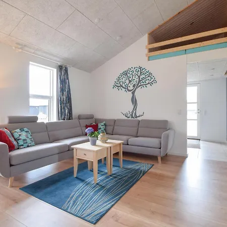 Four-bedroom In Casa de Férias Ejstrup