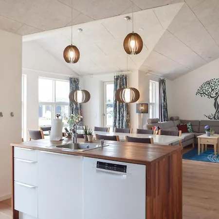 Dom wakacyjny Four-bedroom In Ejstrupholm