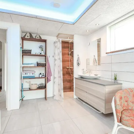 Four-bedroom In Ejstrupholm Dom wakacyjny *