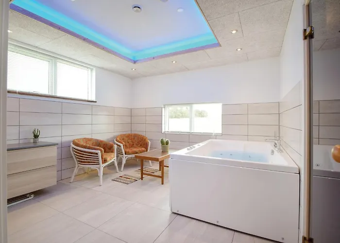 Four-bedroom In Ejstrupholm Ejstrupholm