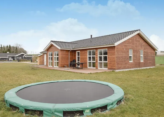 Four-bedroom In Ejstrupholm