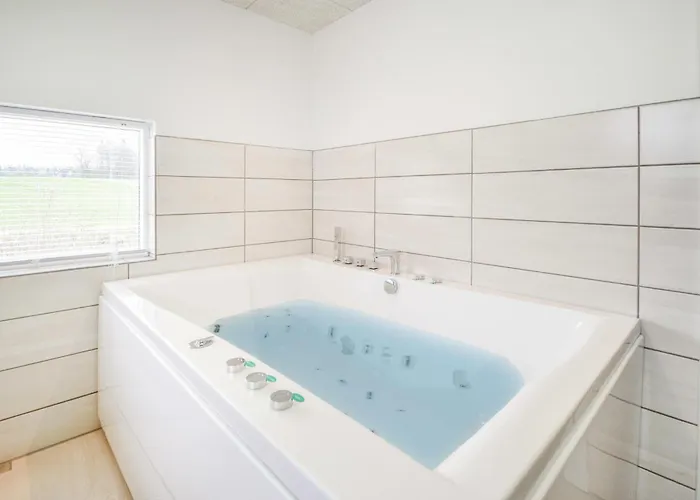 Сasa de vacaciones Four-bedroom In Ejstrupholm *